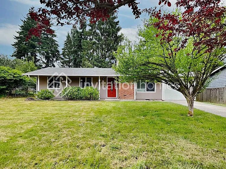 5823 60th Dr NE — Photo 1