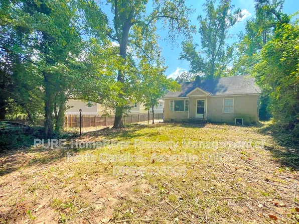 127 Aurora Dr, Asheville, NC 28805