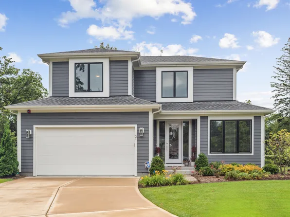 21 Heritage Dr, Highland Park, IL 60035