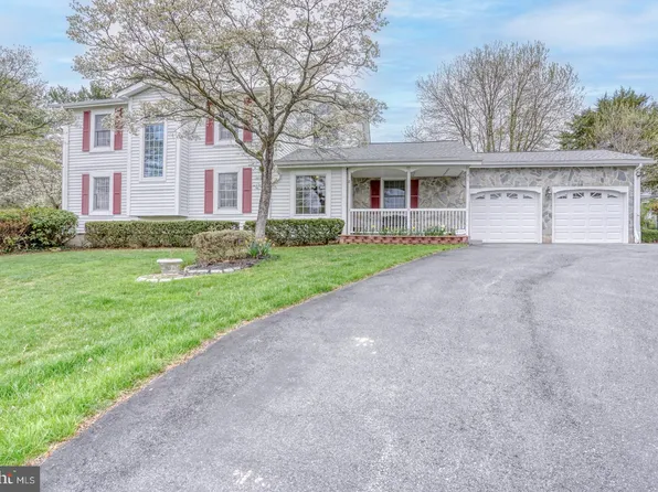 111 Dennis Dr, Elkton, MD 21921