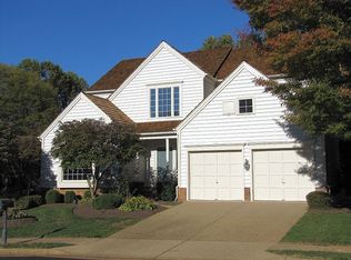 2701 Courthouse Oaks Rd, Vienna, VA 22181