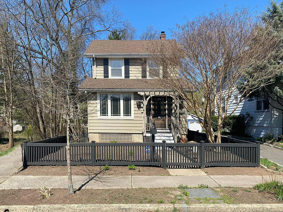34 Willow St