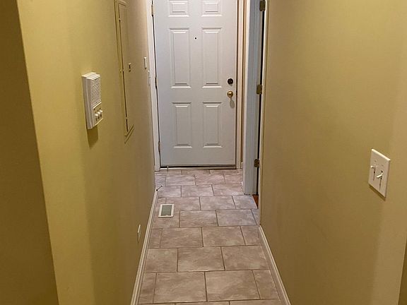 3rd image of 2728 W Lunt Ave APT 1S