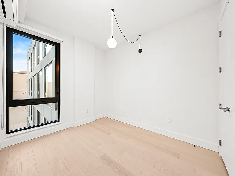 218 Front St #6730 — Photo 4