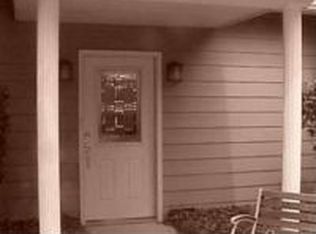 15832 Lake Ridge Rd, Charlotte, NC 28278