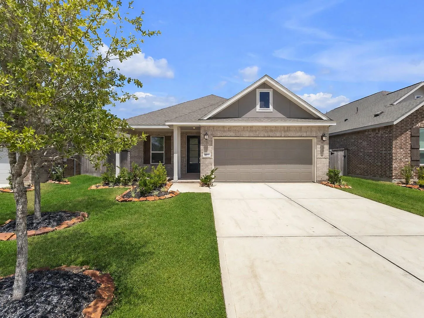 3 bed, 2.0 bath, $2,200 — Photo 3