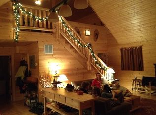 W11803 Parkway Rd, Crivitz, WI 54114