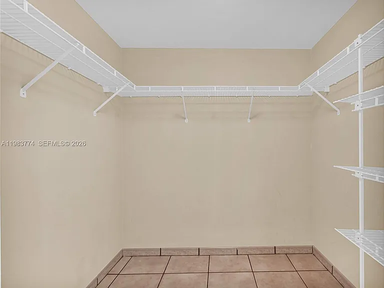 2475 Brickell Ave — Photo 29