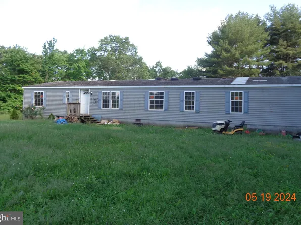 1634 Tub Run Hollow Rd, Hedgesville, WV 25427
