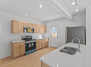 220 Park St, Morrisville, VT 05661