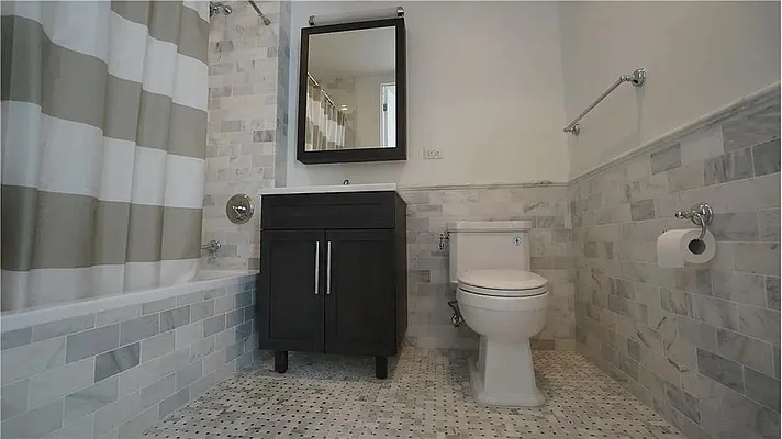 Rented by R New York | media 2