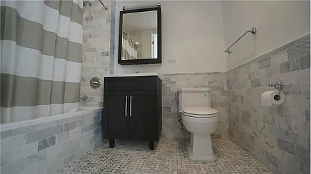 Rented by R New York