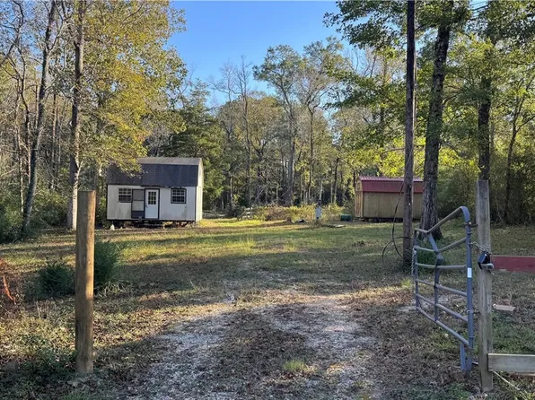 120 Eagle Creek Dr, Cleveland, TX 77328