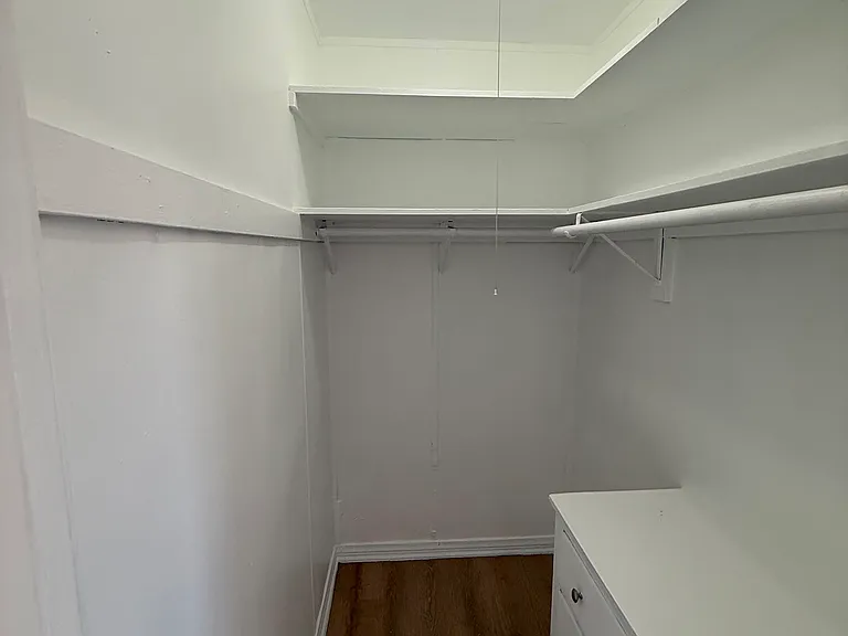 2821 Sierra St #5 — Photo 10