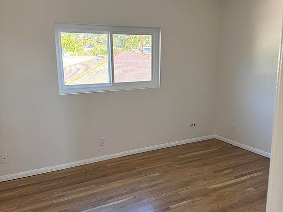 4th image of 1225 E Gutierrez St #B