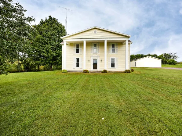 313 Gene Campbell Rd, Lebanon, KY 40033