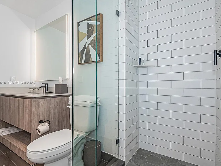 398 NE 5th St #3711 — Photo 27