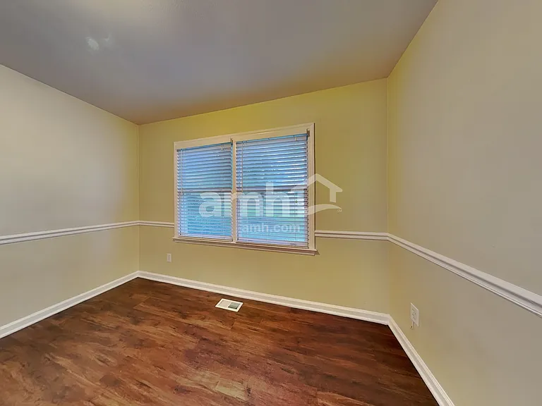 6112 Glenridge Ct — Photo 9