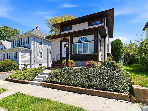 410 Poplar Ave, Maywood, NJ 07607