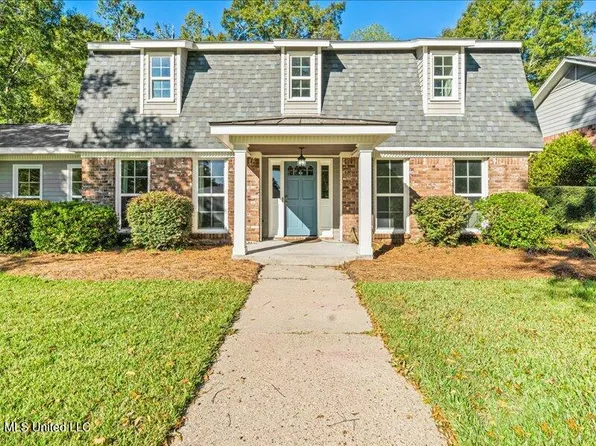 215 Wildwood Trce, Hattiesburg, MS 39402