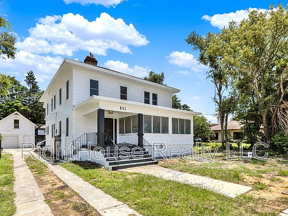 2nd image of 611 S Grove St APT 1