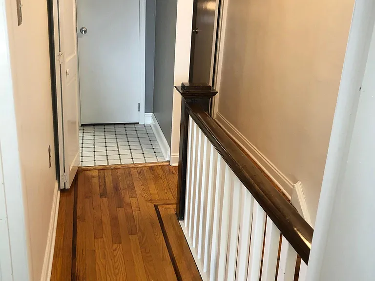 13 N Marion Ave — Photo 8