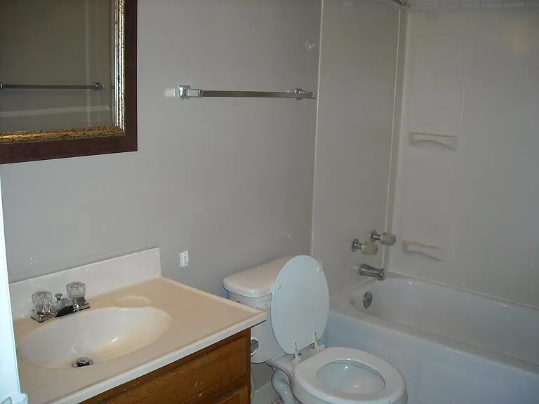 13B Kingery Quarter — Photo 10