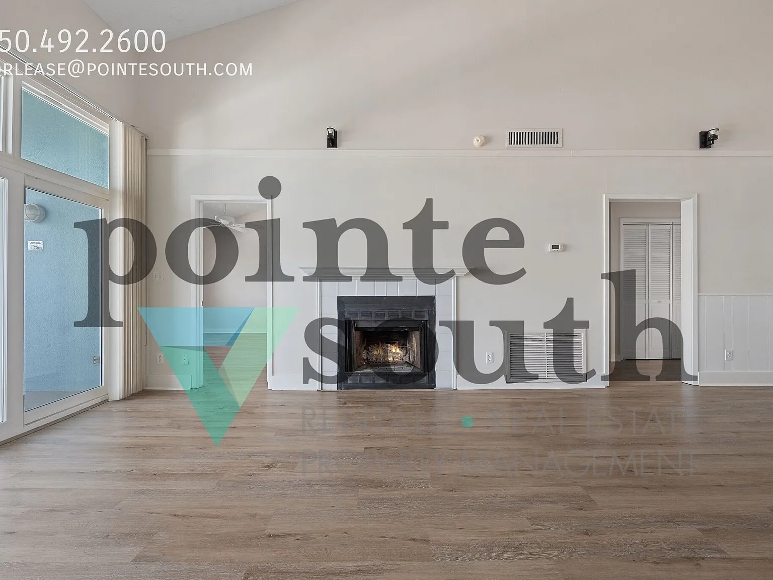 Unfurnished - Waterfront Condo! — Photo 2