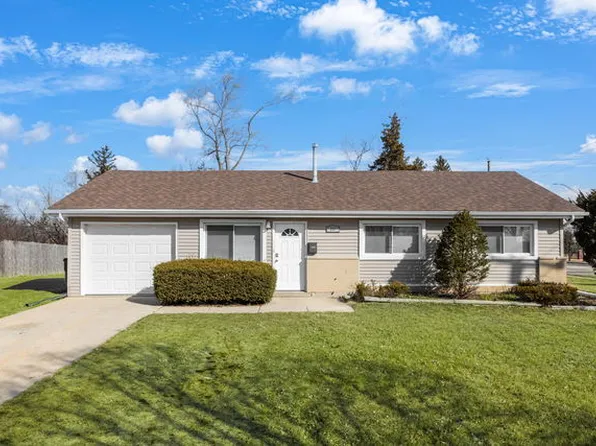 10 W Thacker St, Hoffman Estates, IL 60169