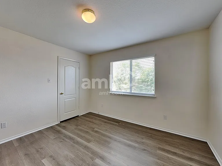 23007 Airedale Ln — Photo 19