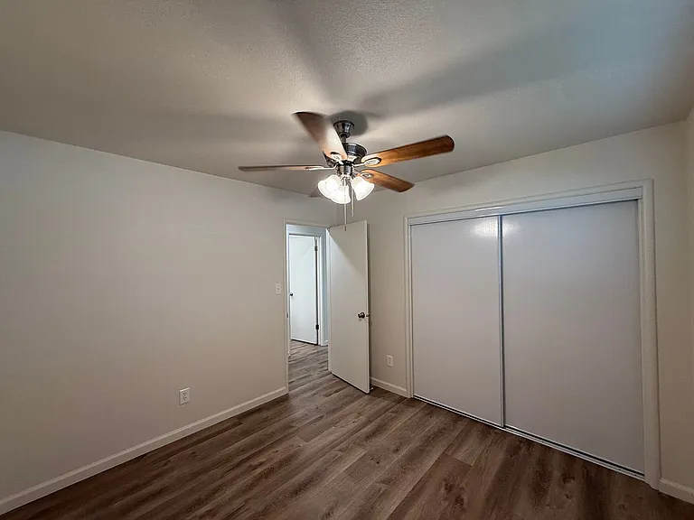 3709 Columbine Dr — Photo 26