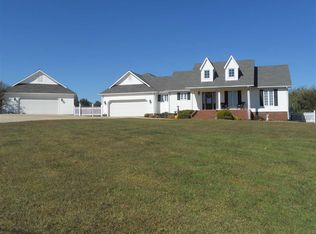 1070 Oak Grove Church Rd, Mayfield, KY 42066