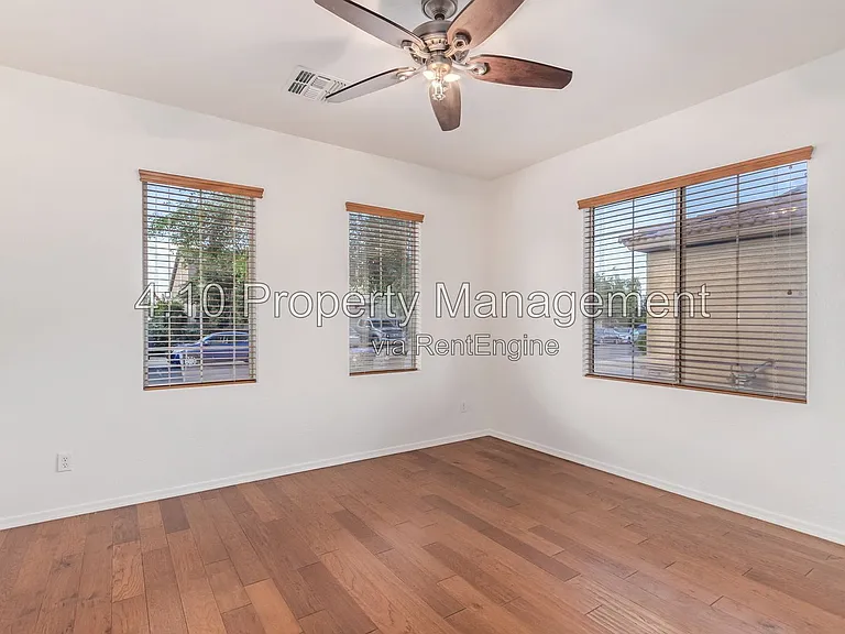 45305 W Balboa Dr — Photo 12