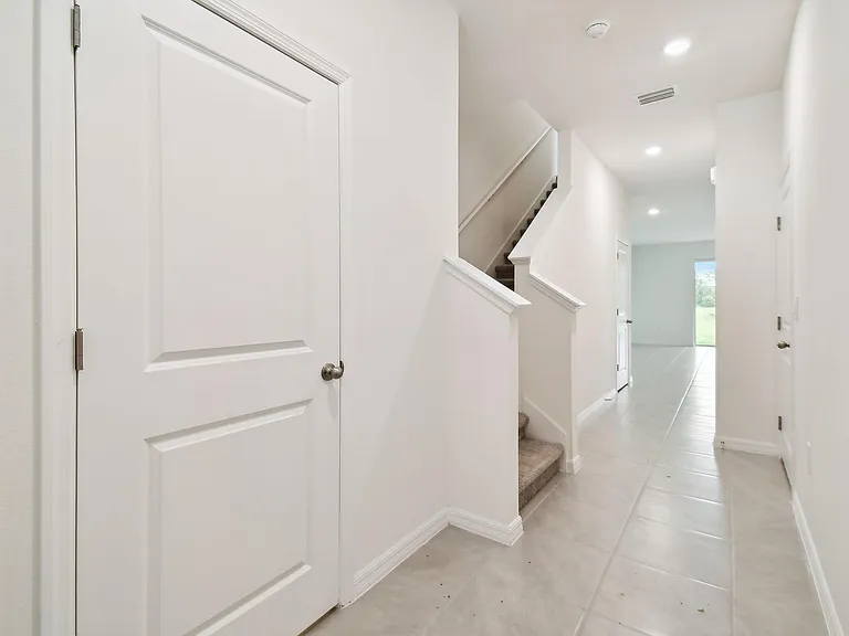 32943 Regent Canal St — Photo 10