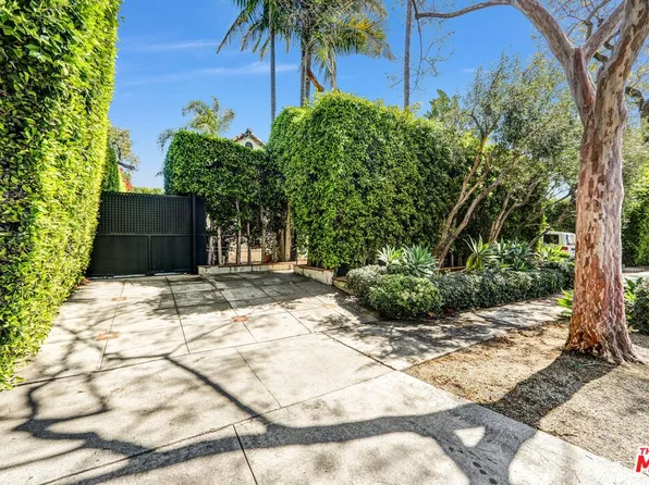 934 N Sweetzer Ave, West Hollywood, CA 90069