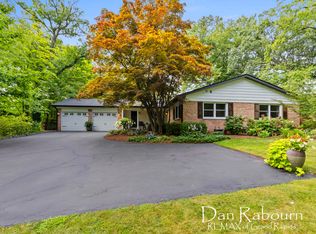 3690 Glenn Dr SE, Grand Rapids, MI 49546