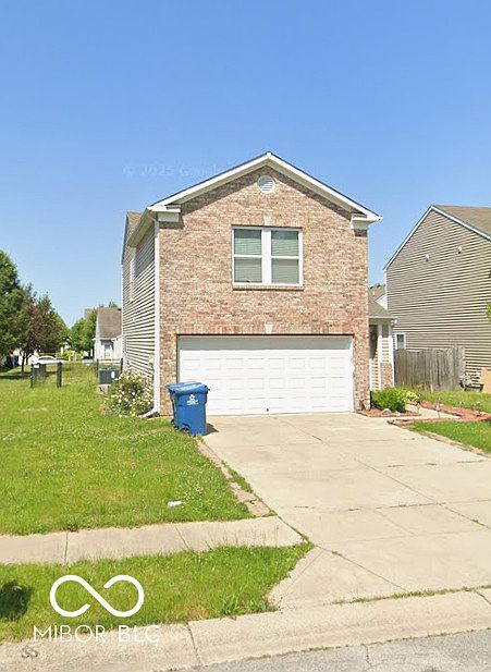 1st image of 7916 Puckett Ln