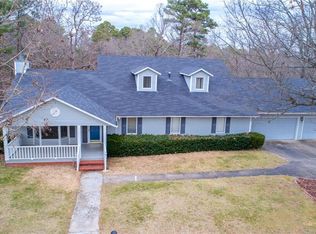 7 Ravenshoe Rd, Rogers, AR 72756