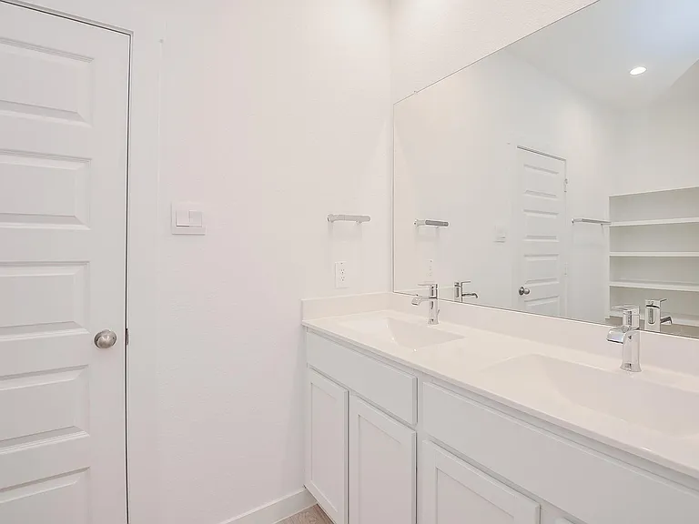4218 Berwick Park Ln — Photo 17