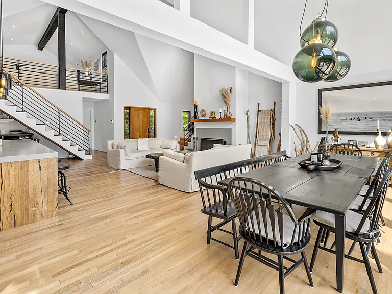 2 Castle Ct — Photo 10