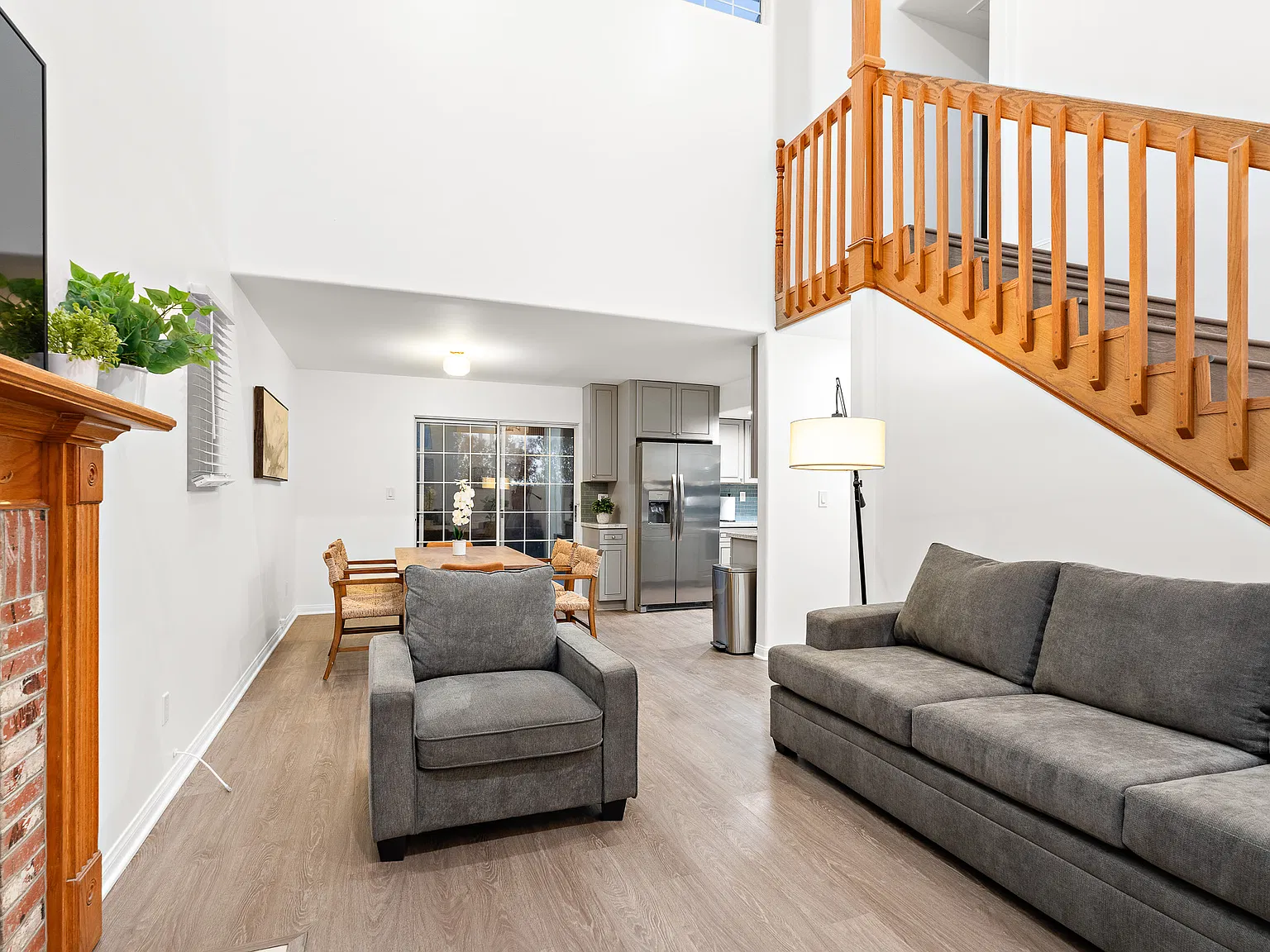 4 bed, 1388 sqft, $4,250 — Photo 4