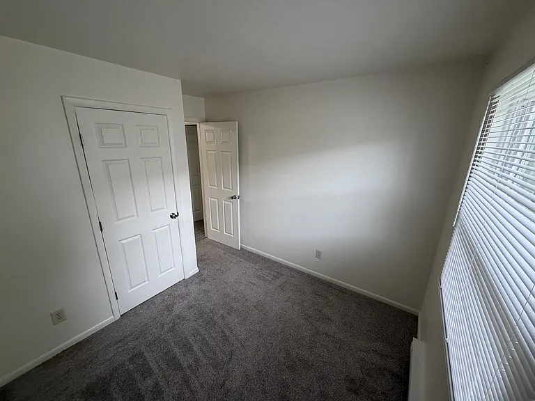 819 Mosgrove St — Photo 4