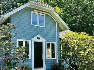 8 Ridge Ln, Mahopac, NY 10541