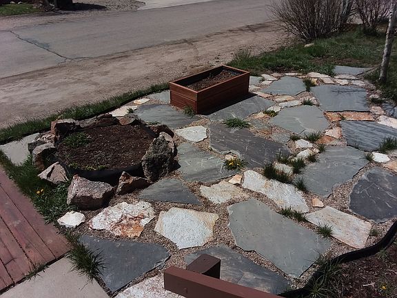 2nd image of 501 W Garnet Ave