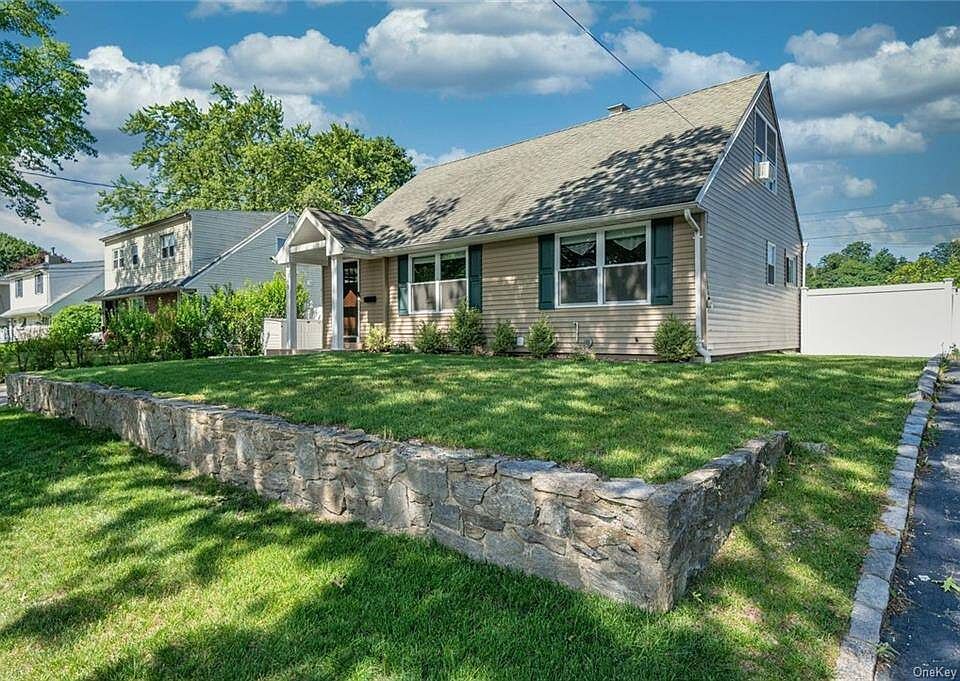 1st image of 205 Gailmore Dr