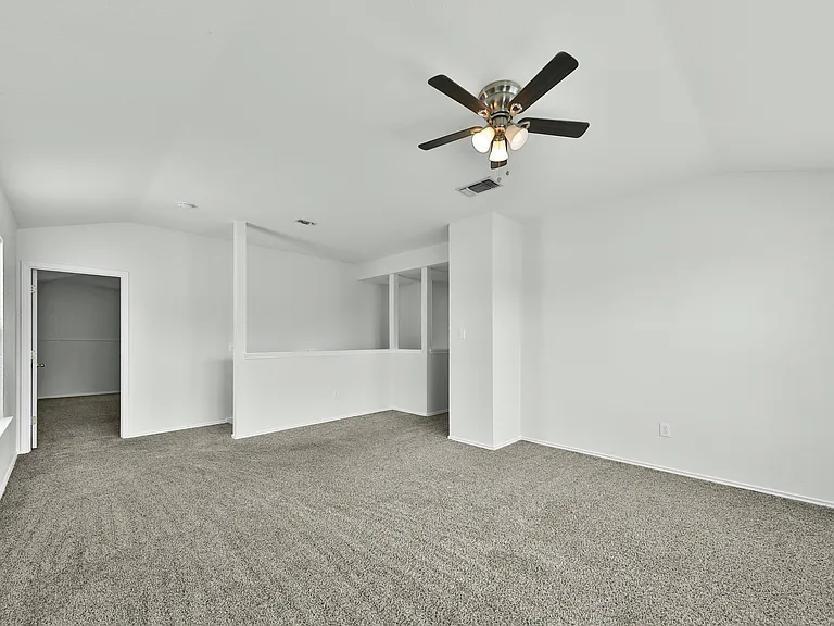 210 Hallie Pass — Photo 24