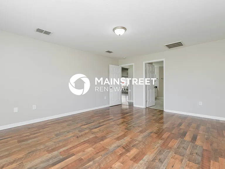 Main Bedroom