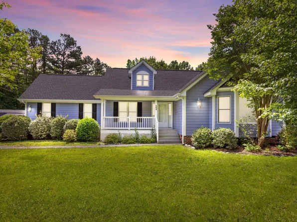 304 Foxcroft Dr, Timberlake, NC 27583