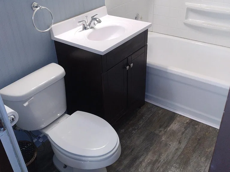 2311B E Saint Francis Ave #B — Photo 2