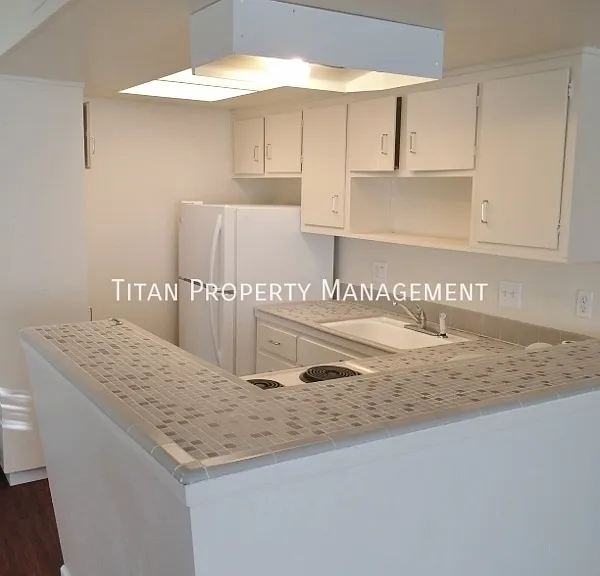 770 Carro Dr #1 — Photo 6